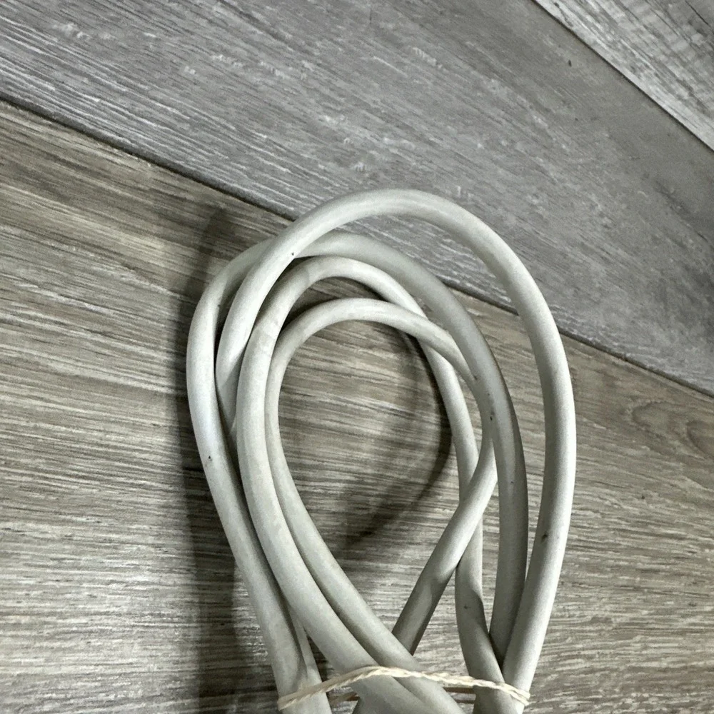 Genuine‎ Apple (Volex) APC7H 2.5A 125V 6Ft AC Power Cord